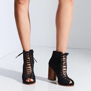 jeffrey campbell freelove suede booties